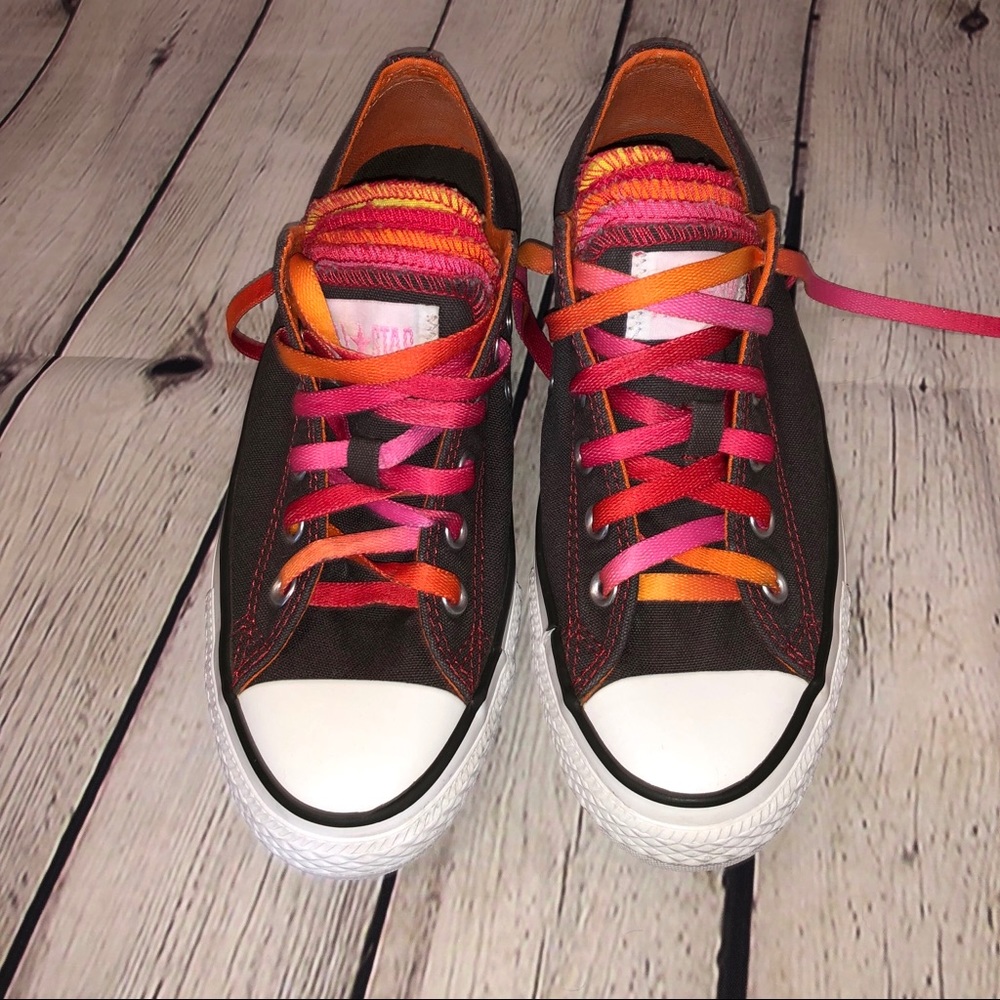 5 tongue converse